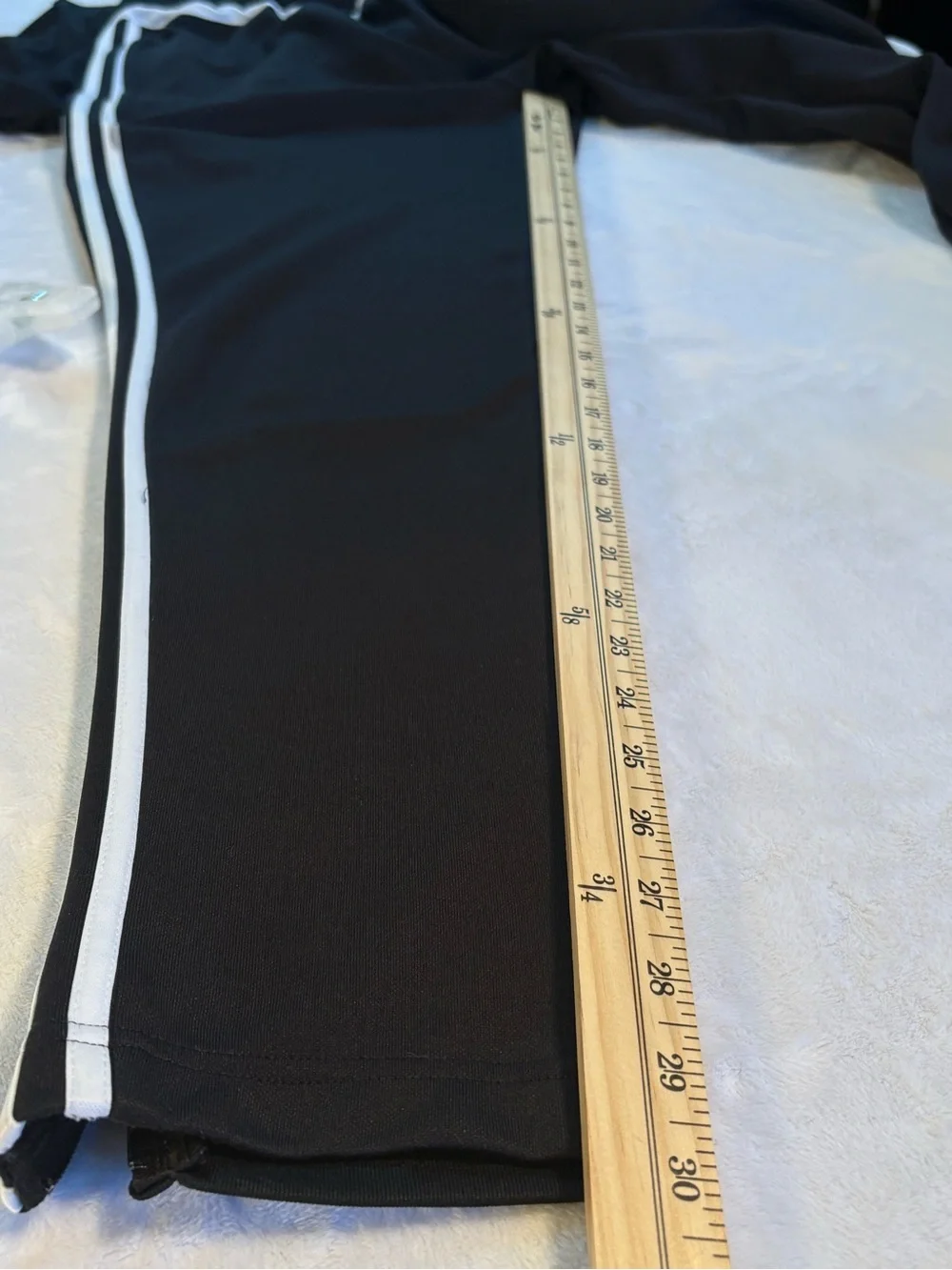 adidas Men’s Black Track Suit Jacket and Joggers with 3 White Stripes Size Large